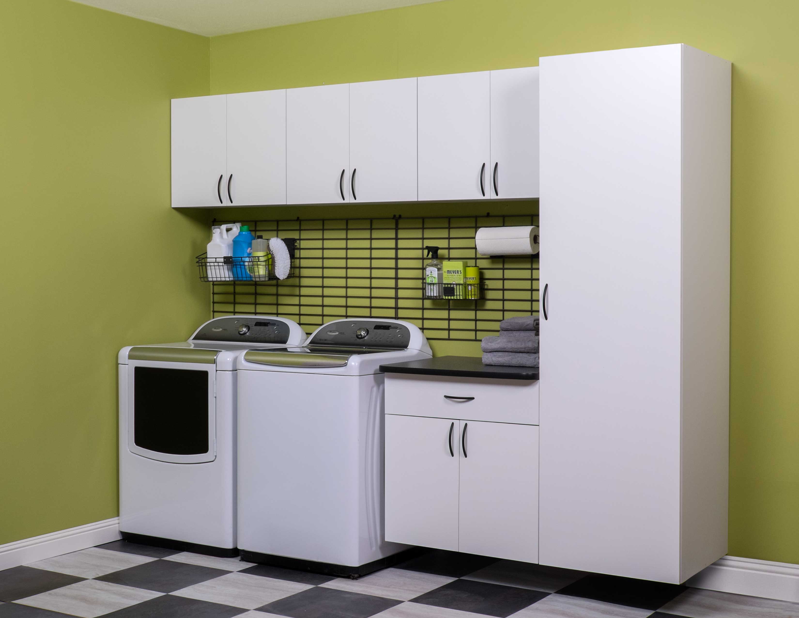 laundry_room_with_gridwall